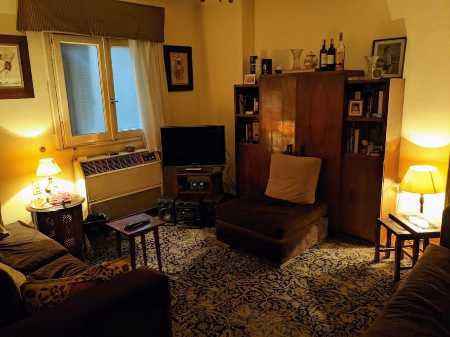 Maison De Ville, Garden View Apartment *